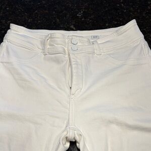 KanCan Women's Skinny Jeans in Cream